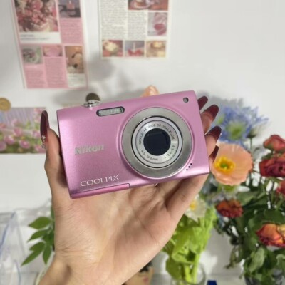 Nikon COOLPIX S2500 12.0MP 4x Optical Zoom Pink Digital Camera Nikon COOLPIX S2500 12.0MP 4x Optical Zoom Pink Digital Camera