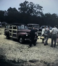 R47 Ford Station Woody Wagon Vehicle Car Auto Realist 3D Stereo Slide Photo