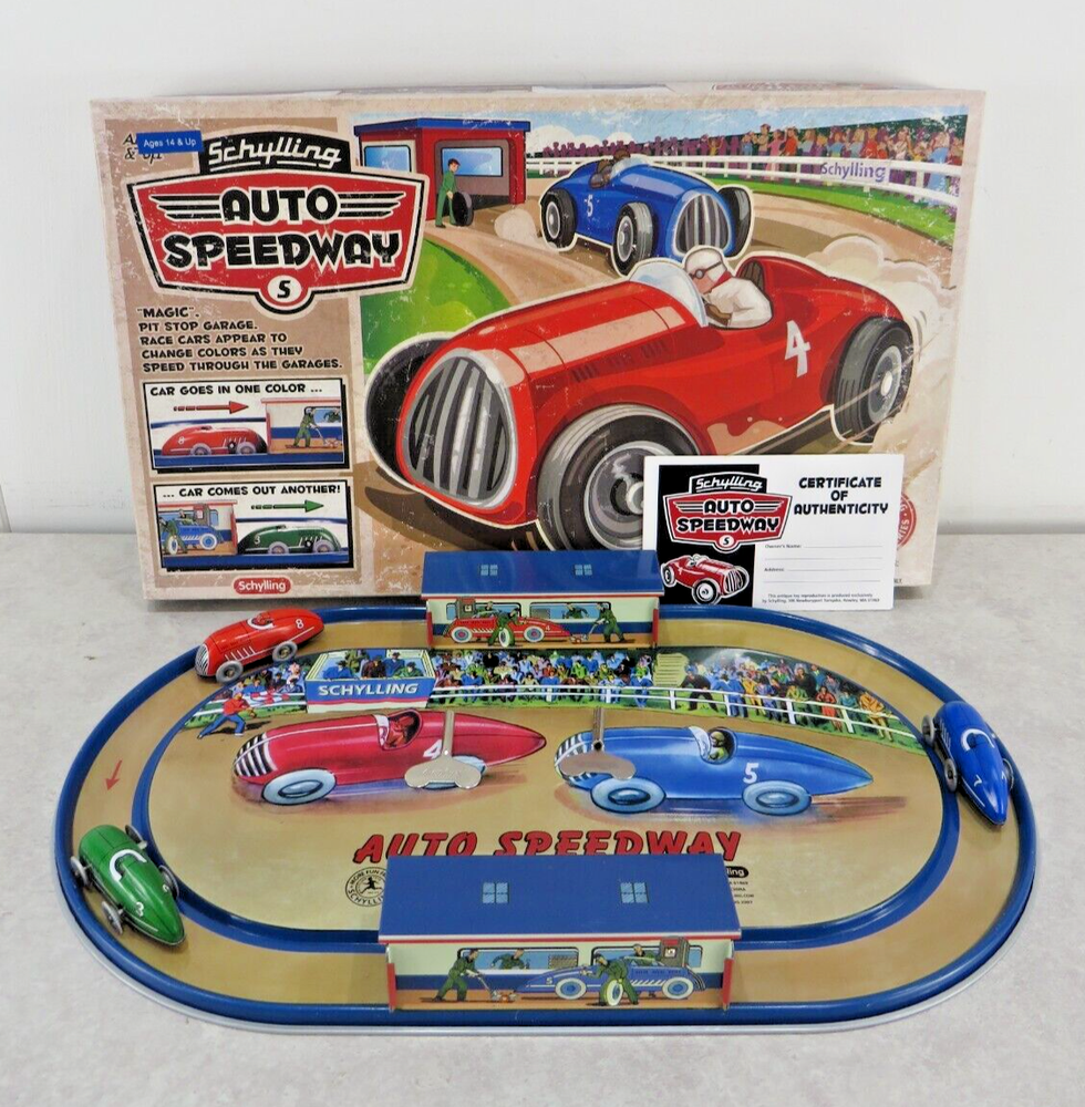 Windup Racing Car Toy Set with Auto Speedway Track