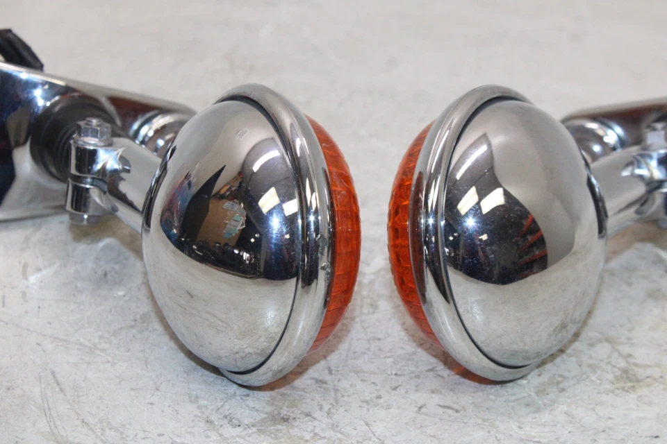 15-18 YAMAHA SR400 OEM INTERMITENTES DELANTEROS IZQUIERDO DERECHO LUCES INDICADORES Foto 3 de 4