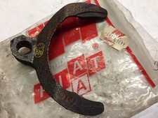 4434048 FORCELLA 3° 4° 5° CAMPAGNOLA FIAT AR 76 BENZINA DIESEL NUOVA ORIGINALE