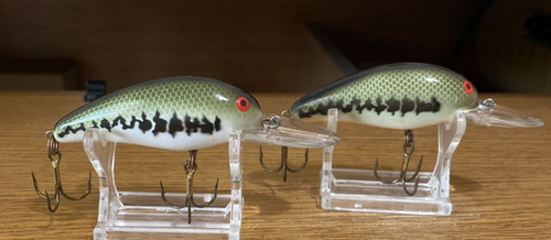 Lot Of 2 -Vintage Bomber MODEL A 7A Crankbait Lures • BBO Baby Bass Orange Belly