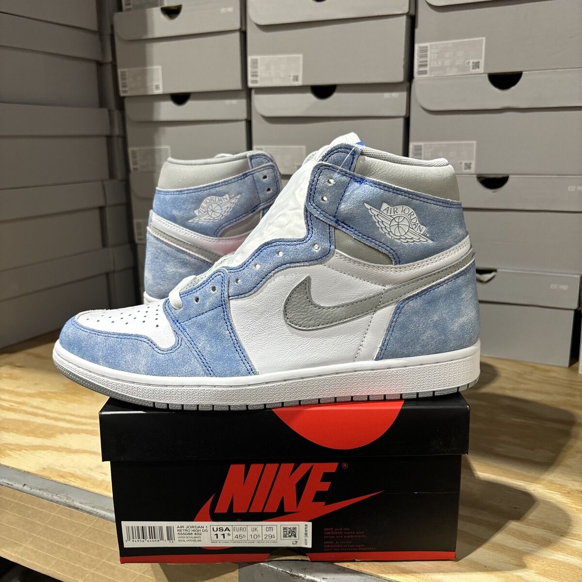 Size 11.5 - Jordan 1 Retro OG High Hyper Royal 194956640981 Size 11.5 - Jordan 1 Retro OG High Hyper Royal 194956640981