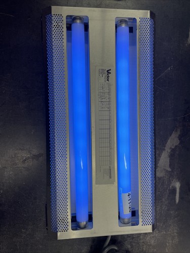 Vector 30 Fly Lights, 31 Watts Insect Bug Trap