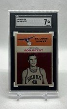 1961-62 Fleer Basketball Card #34 Bob Pettit  SGC 7 Near Mint NM Hawks LSU