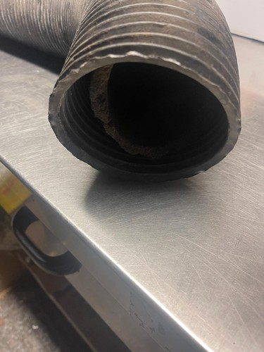 CLASSIC MINI GENUINE ROVER UNDERWING AIR INTAKE PIPE - Picture 3 of 3