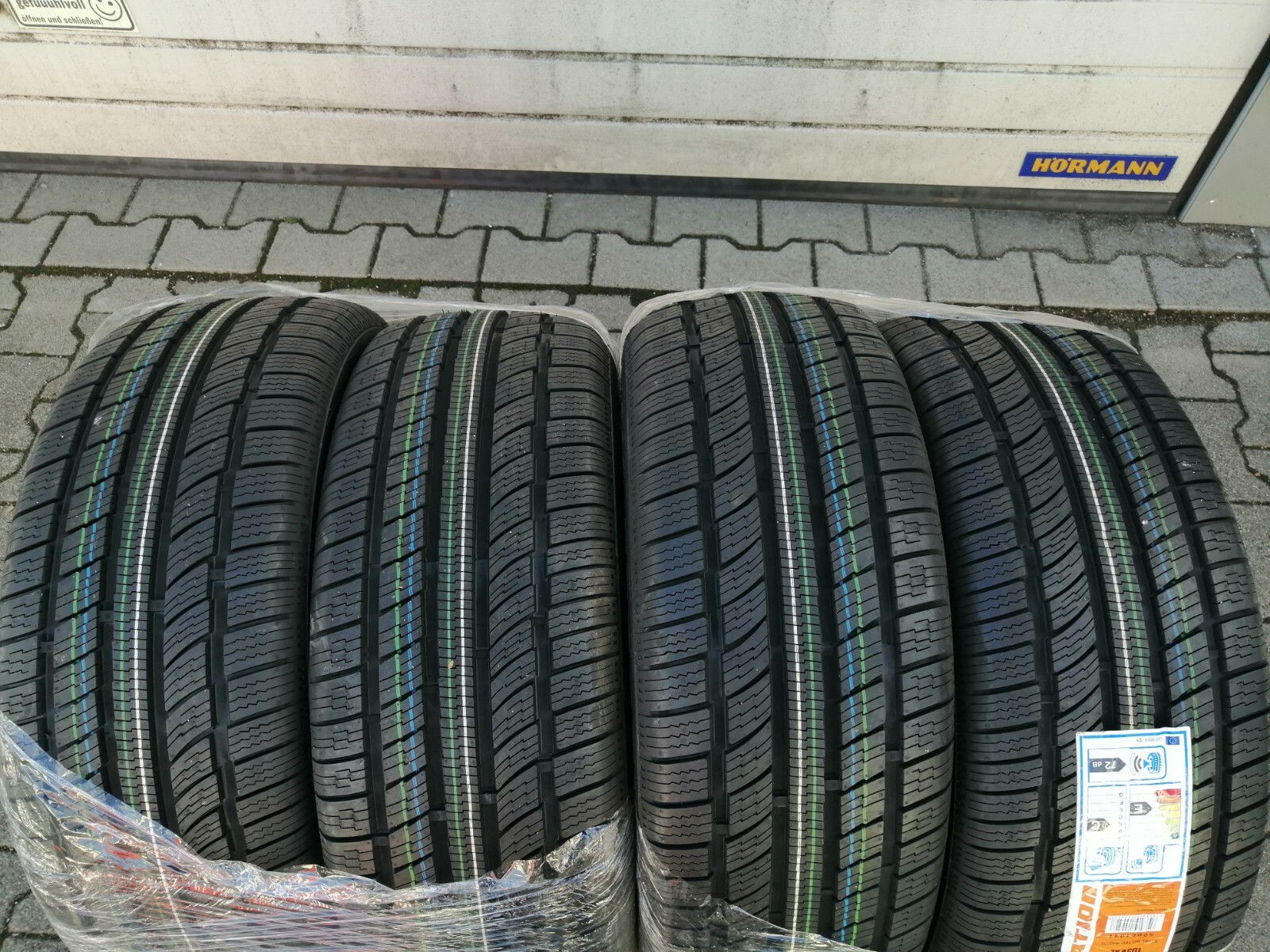 OVATION VI-782 225/65R17 102H - Bild 2
