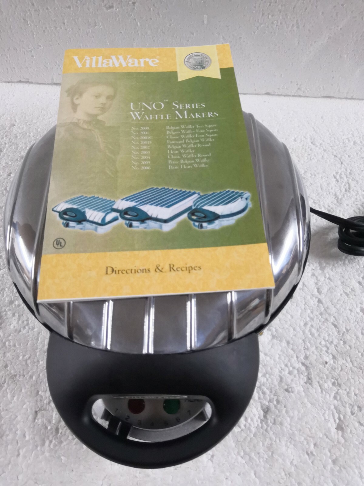 VillaWare Uno Heart Shape Round Waffler 2003 Waffle Maker eBay