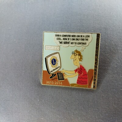 Lions Club 2013-2014 Computer Nerd DG Doug Schneider Enamel Lapel Hat Jacket Pin