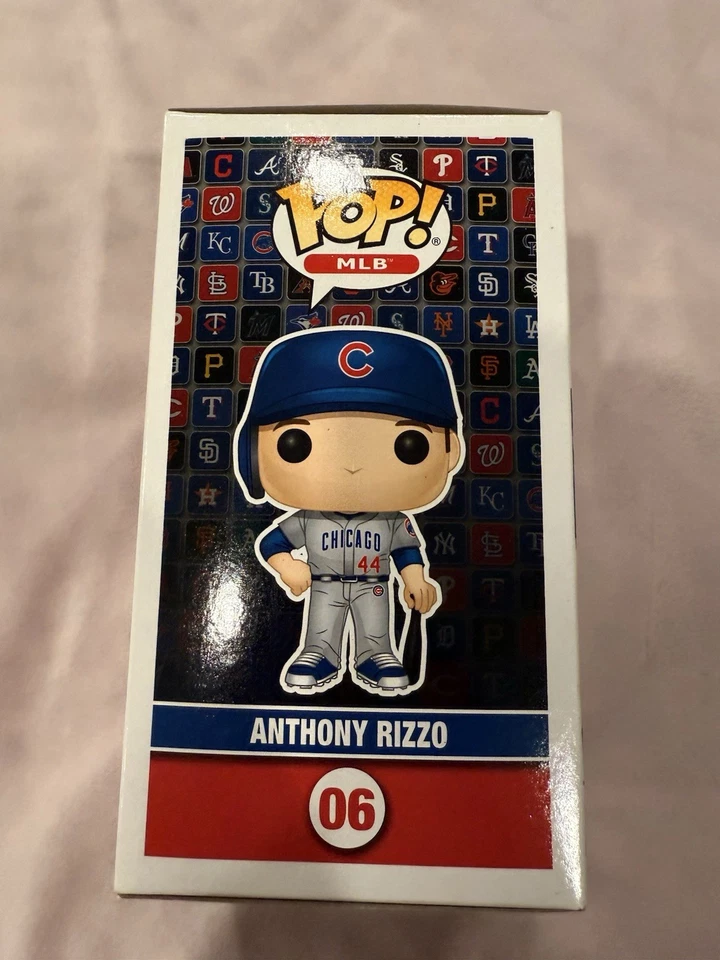 Figura de vinilo MLB Chicago Cubs Anthony Rizzo #06 con béisbol (retirado/bóveda) Foto 4 de 4