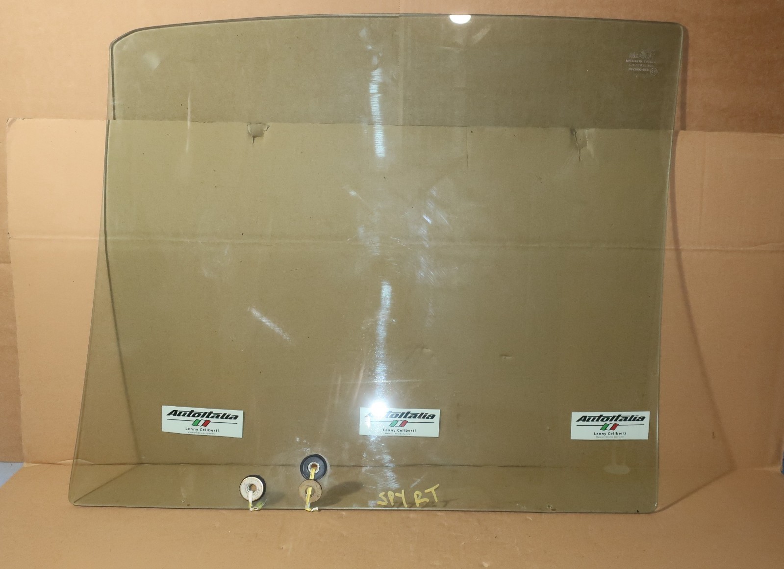 Maserati Biturbo  SPYDER  DOOR GLASS   RIGHT  # 10239