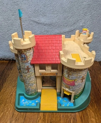Vintage Fisher Price Little People Castle Vintage 70s See Condition