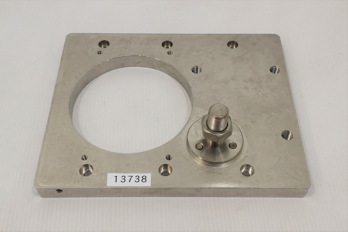 13738 APPLIED MATERIALS PLATE, MNTG PNEUM CYL/ MOTOR LIFTER 0020