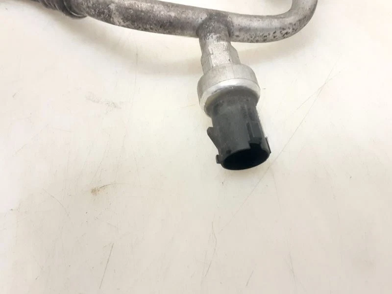 Mangueras de aire acondicionado Jeep JK Wrangler OEM 55056589AB 2007-2011 110682 Foto 3 de 4