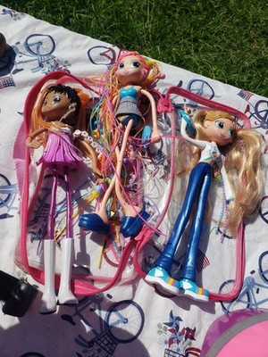 Lot of 3 betty spaghetti dolls. some accessories 