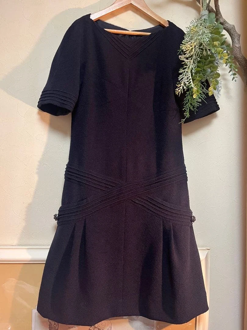 Chanel — CHANEL Gripoix Wool Dress Dark Navy Silk Lined France Elegant Rare SR2199