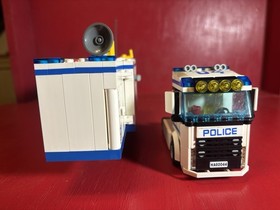 LEGO CITY: Mobile Police Unit (60044) Vehicle Only.
