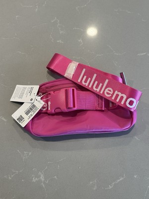 lululemon wordmark bag Lululemon Everywhere Belt Bag Wordmark Sonic Pink NWT