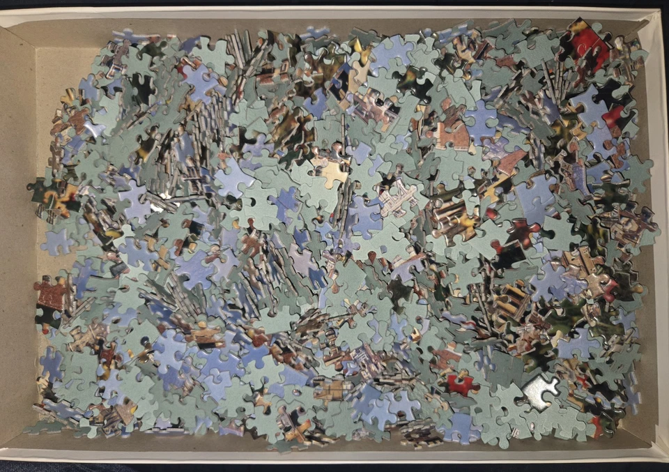 F.X. Schmid Jigsaw Puzzle Featuring a Panoramic View of Florence, Italy - 2000pc - Image 3 of 3