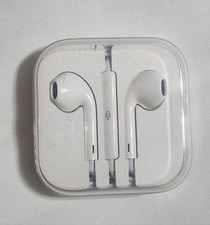 Apple EarPods In Ear Canal Headset - White Open Box