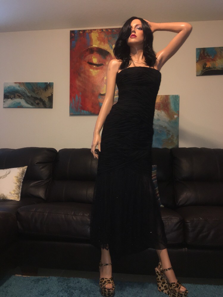 Carmen Marc Valvo Black Silk Beaded Lace Mermaid Ruched Evening Gown Dress 6 Carmen Marc Valvo Black Silk Beaded Lace Mermaid Ruched Evening Gown Dress 6