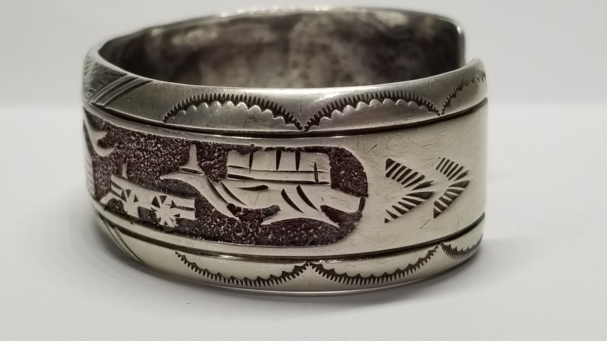 Florence Tahe Navajo Storyteller 22mm Size 6.4