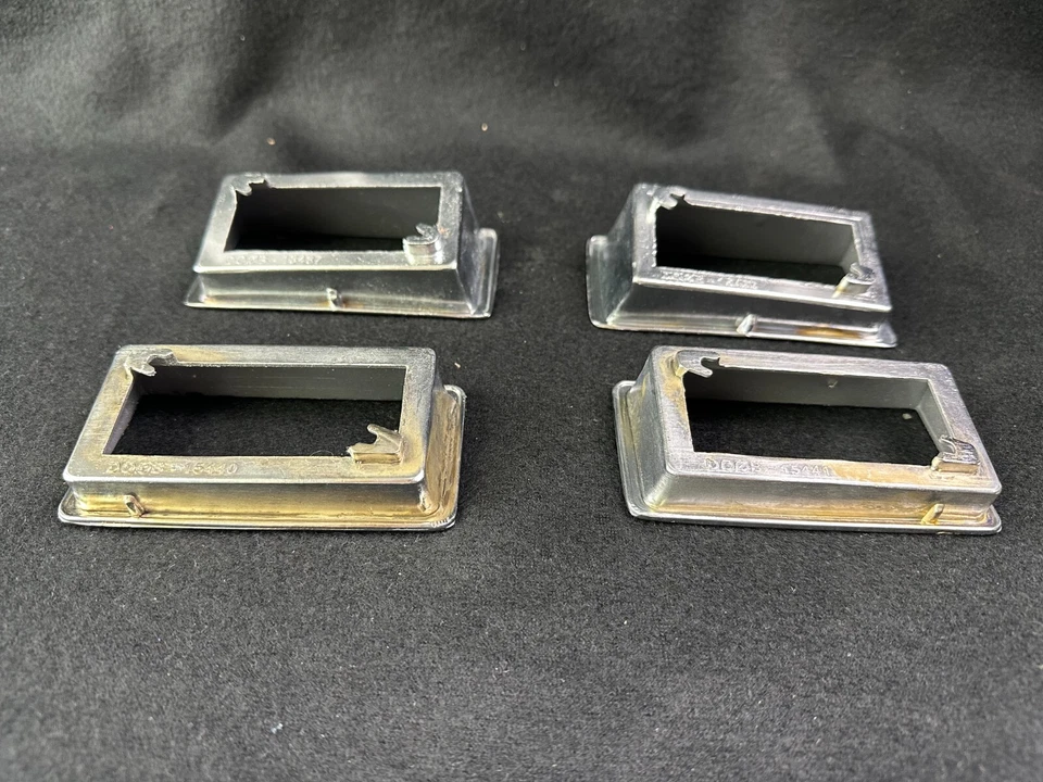1970-1971 FORD TORINO MARKER LIGHTS ( SET OF 4) FRONT AND REAR NEW REPRODUCTION - Image 2 of 4