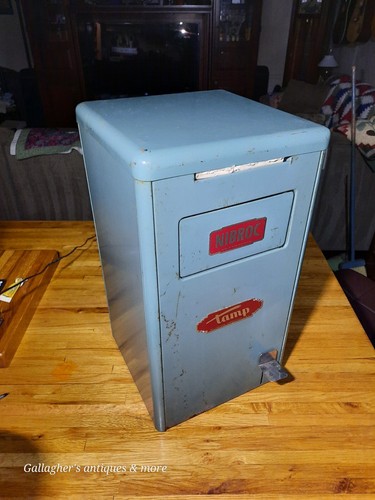 VINTAGE Tampon ? Tamp Nibroc Dispose Dispense trash can Vending machine no key