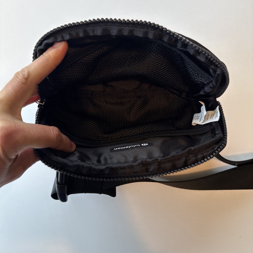 lululemon 1L black belt bag for hands-free convenience lululemon 1L black belt bag for hands-free convenience
