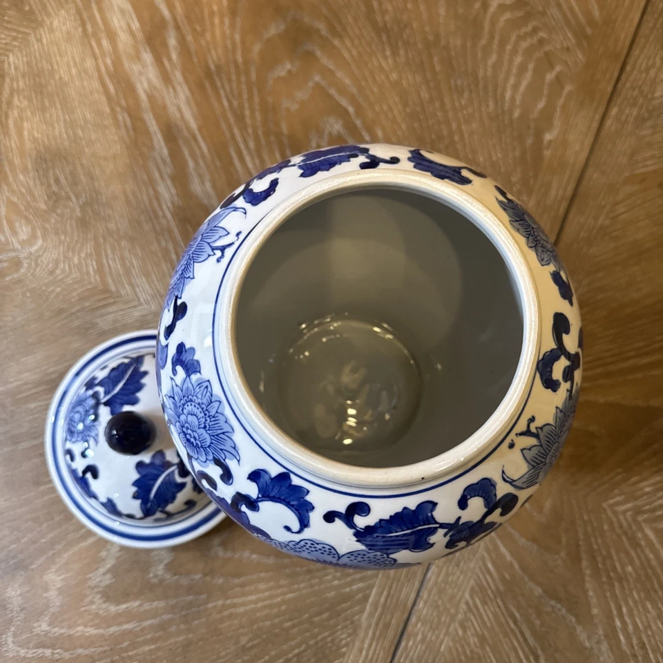 Jarrón decorativo floral Chinoiserie de jengibre azul blanco 15"H 8"W Foto 3 de 4