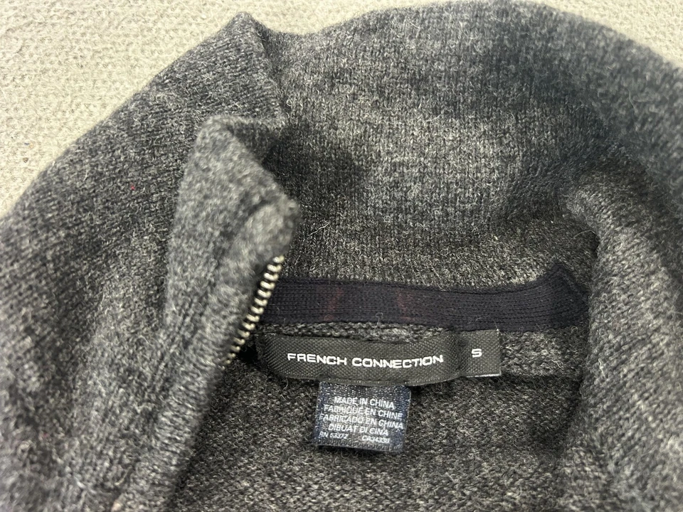 Suéter French Connection Para Hombre Pequeño Gris Cremallera Completa Cuello Simulado Bolsillo en el Pecho Tejido Foto 3 de 4