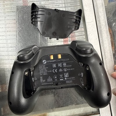 Steam Controller Model 1001 No dongle.  Untested Corroded