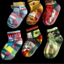 NIB Disney Bombas X Toddler gripper socks in tube 5-8.5