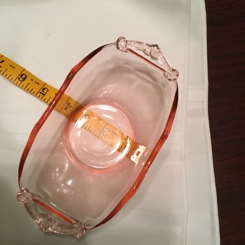 Elegant Midcentury Pink Glass dish - flat bottom, curving handles - 7 1/2” - Picture 5 of 5