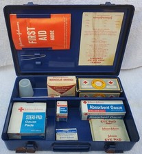 Vtg Johnson & Johnson First Aid Home/Auto Kit Mixed Supplies 1940-60 Advertising