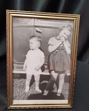 Vintage Ornate Gold Metal Picture Photo Frame 5" X 7" Easel