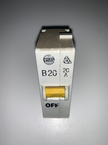WYLEX PUSH PLUG IN 5A 6A 16A 20A 30A 32A 40A AMP TYPE B MCB FUSE VAT INCLUDED - Picture 7 of 12