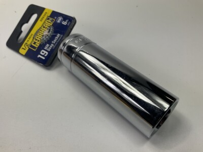 Gearhead GH8320 1/2'' Drive 19MM Deep Socket