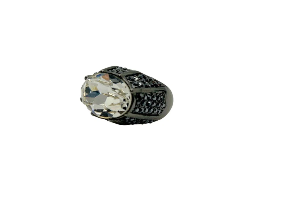 Коктейльное кольцо Kenneth Lane Statement из черного металла с огромным овальным камнем - Изображение 2 из 4