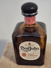 BOTELLA VACÍA DON JULIO ANEJO TEQUILA 1942