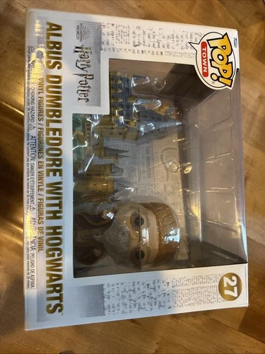 Funko Pop! Town: Harry Potter - Albus Dumbledore with Hogwarts #27