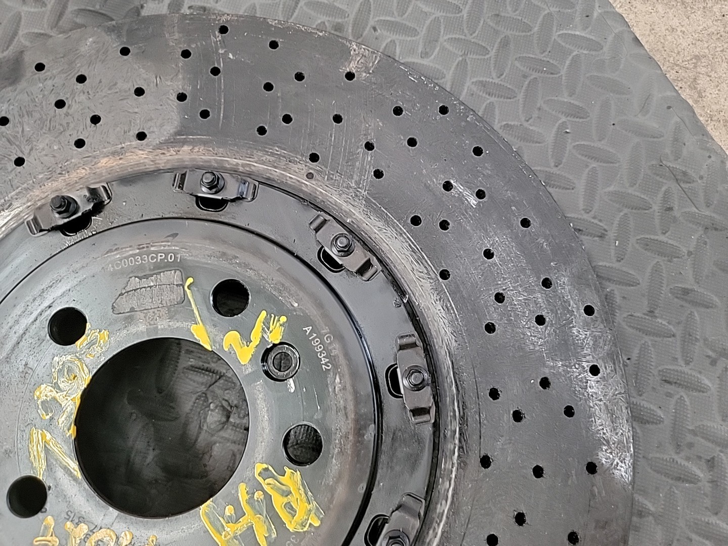 2018 McLaren 720S Brembo Front Passenger Right Carbon Ceramic Rotor Oem