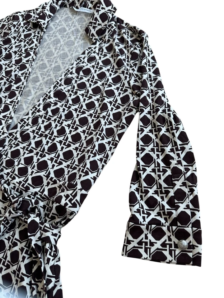 Mameluco envolvente DVF DIANE VON FURSTENBERG marrón con estampado de canasta talla 6 Foto 3 de 4