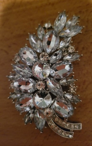 Ball Gown Worthy Clear Rhinestone Multilayer Floral Brooch Big Stunning P2-44