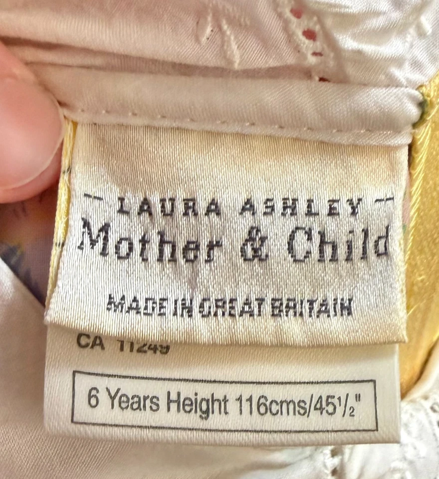 Vestido Floral Amarillo Madre e Hijo Laura Ashley Vintage Cottage Core Hecho en 6 años Reino Unido Foto 3 de 4