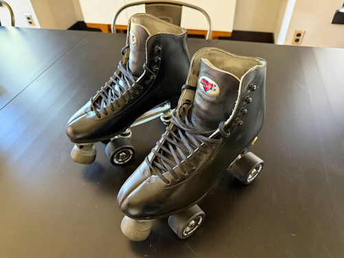 Sure-Grip Fame Quad Roller Skates Competition 9E Plate, Men’s Size 8.5