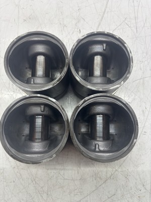 4x Kolben für Land Rover 2,5 TDI 4x4 23L ERR1390 XH12-6K108-AA