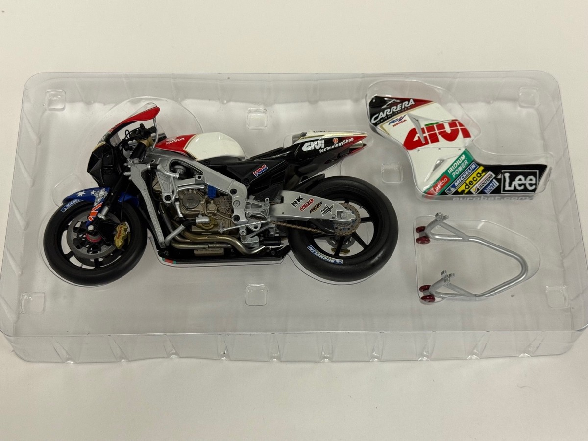 1/12 Minichamps Honda RC211V from 2006 Moto GP Casey Stoner 122