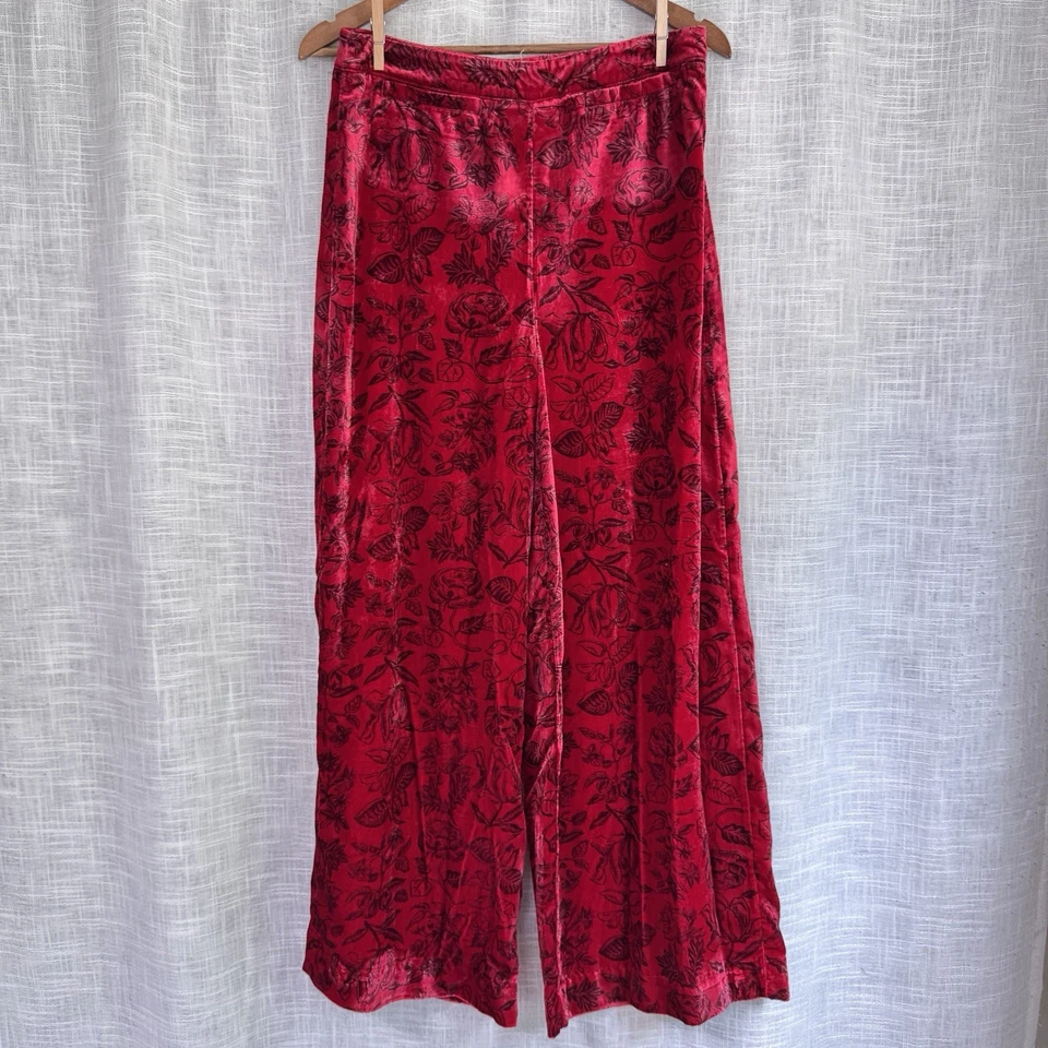 Anthropologie Wide Leg Red Velvet Floral Pants Size 10