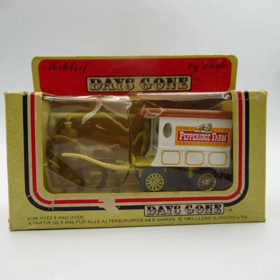Vintage Miniatur Auto Pferd gezogen Van Pepperidge Farm Cookies LLEDO Made in